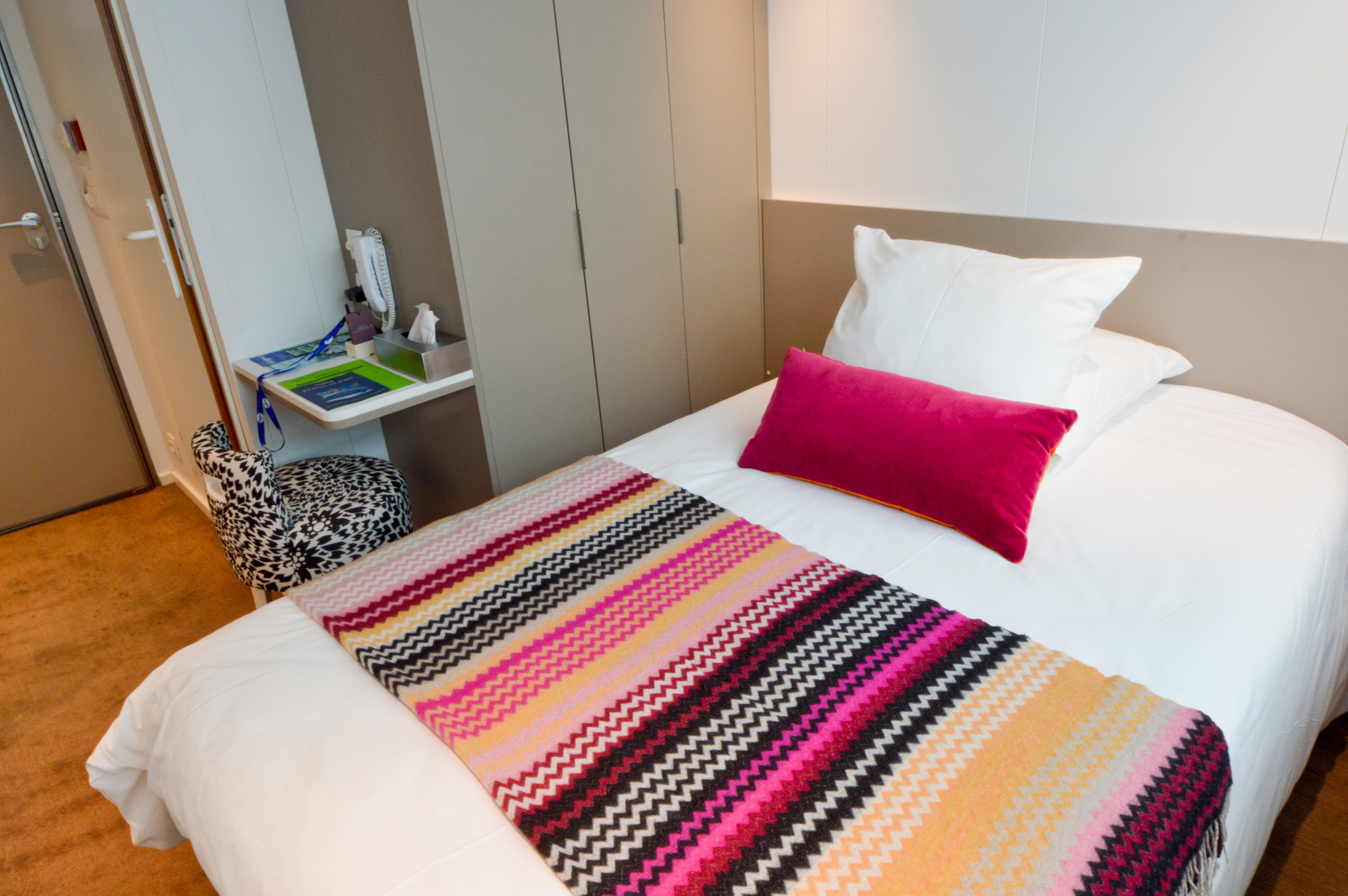 CroisiEurope MS Camargue Single Cabin 1.jpg